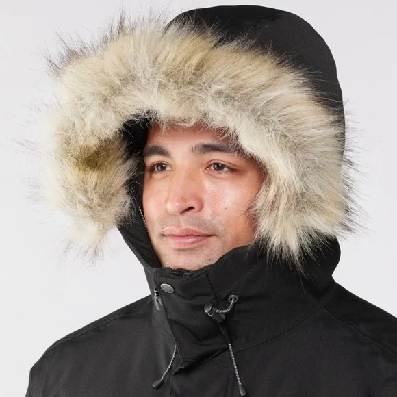 New Fjallraven Yupik Down Parka in Men’s Medium Black
